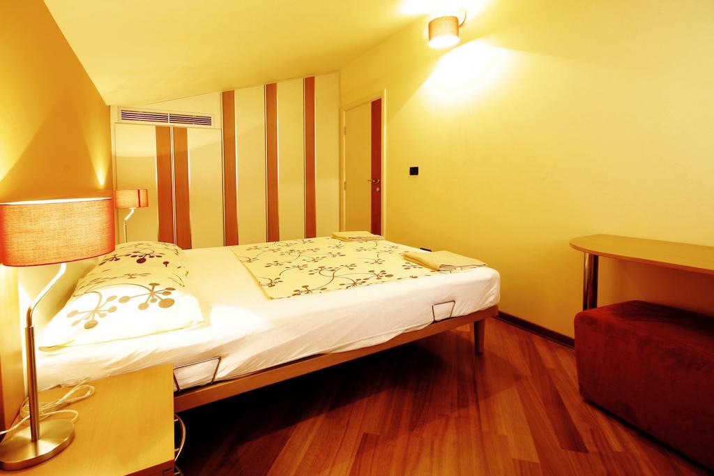 Apartments Rossana Пореч Экстерьер фото